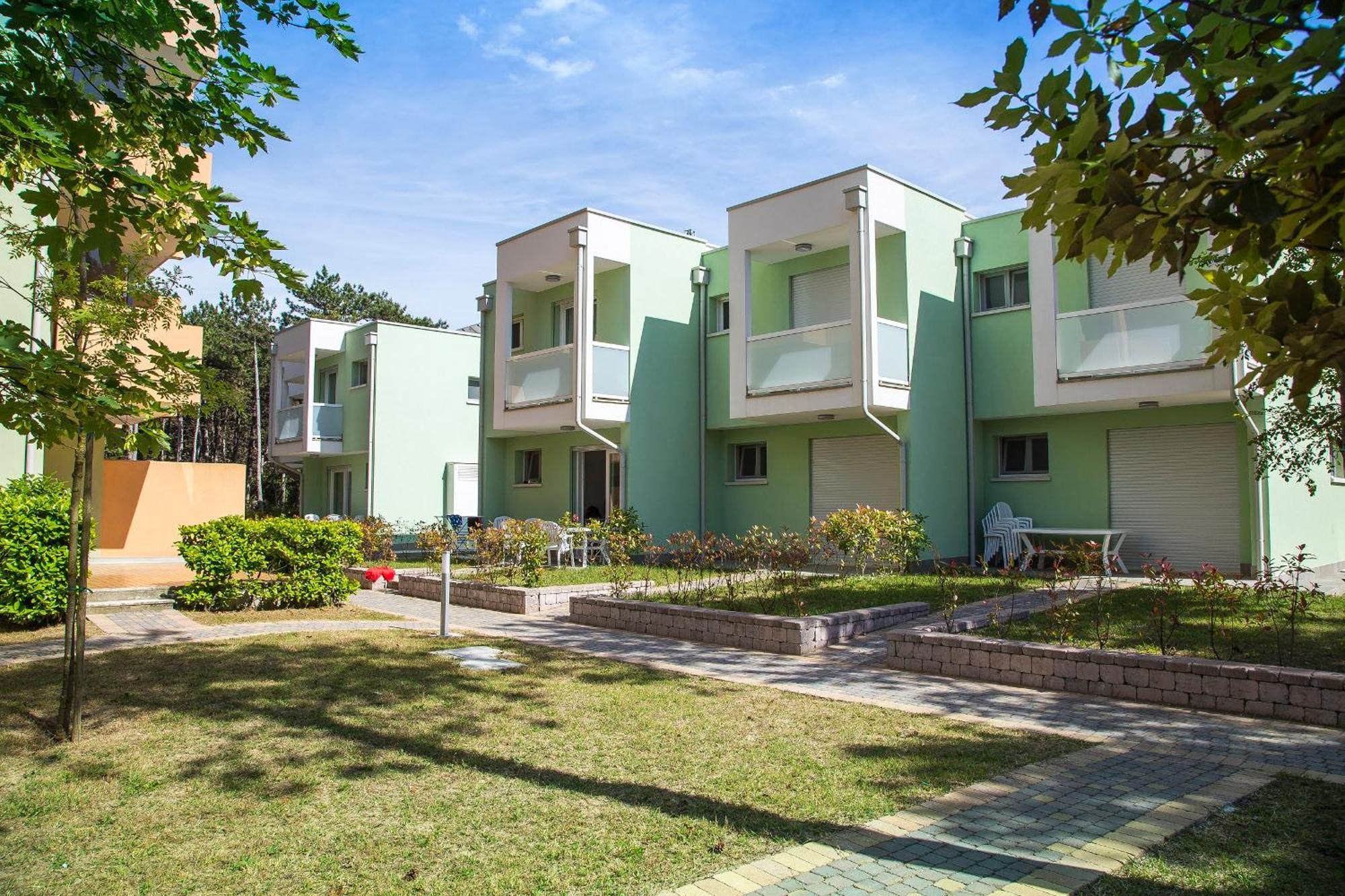 Castello Apartment Bibione Bagian luar foto